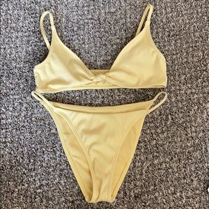 LA Hearts yellow bikini 💛